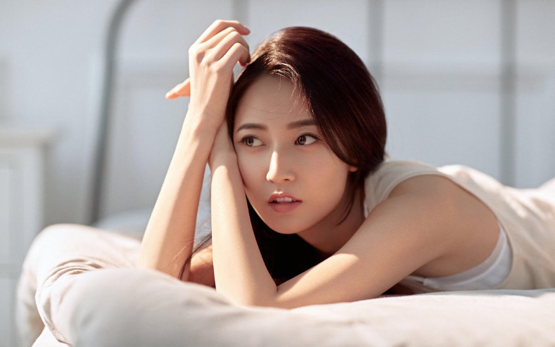 天王山之战!贝林厄姆化身大英新王,切尔西式团队碾压乌拉圭