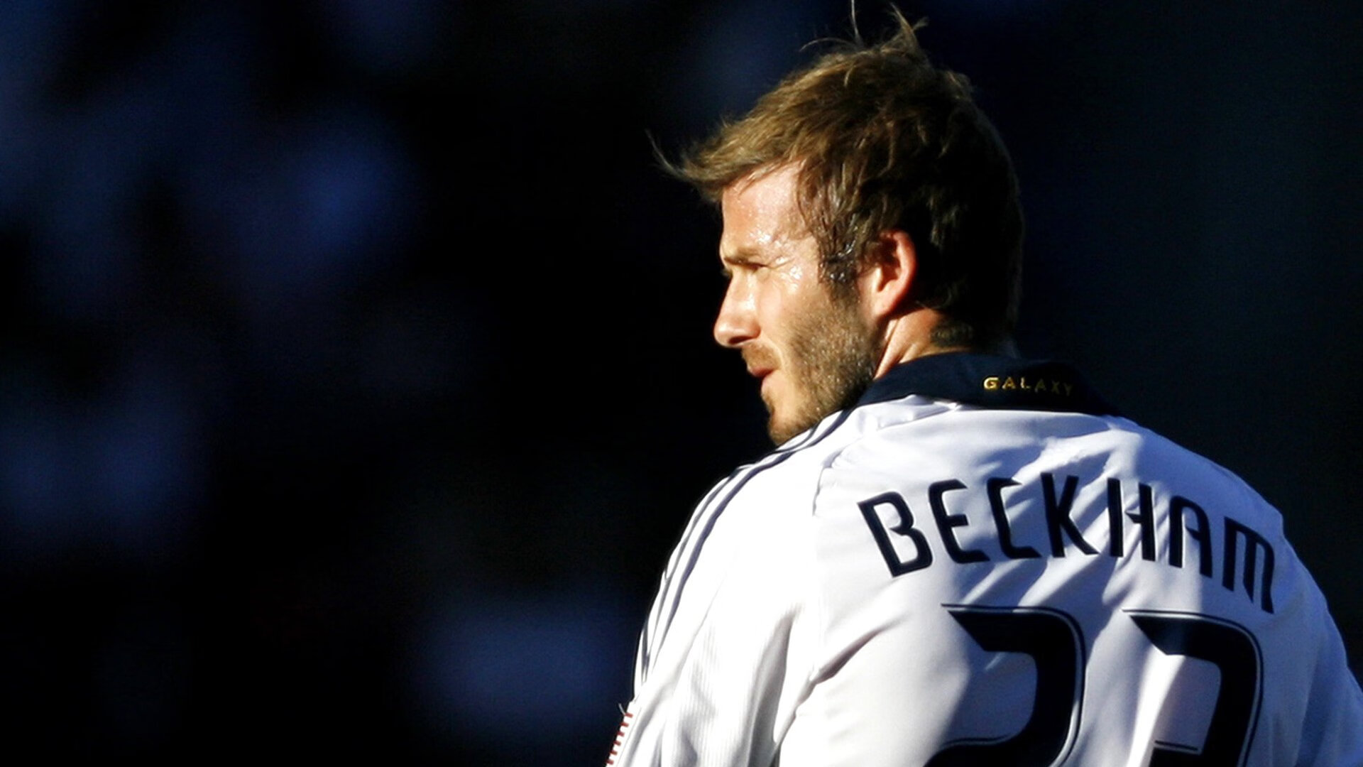 欧冠淘汰赛级别的对决,湖人队强势打穿独行侠队,篮球场上的生死战再现